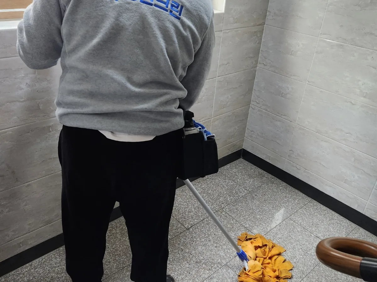 동해시 괴란동 빌라 복도·대기 동선 야간 위생청소 사례 - 행진크린