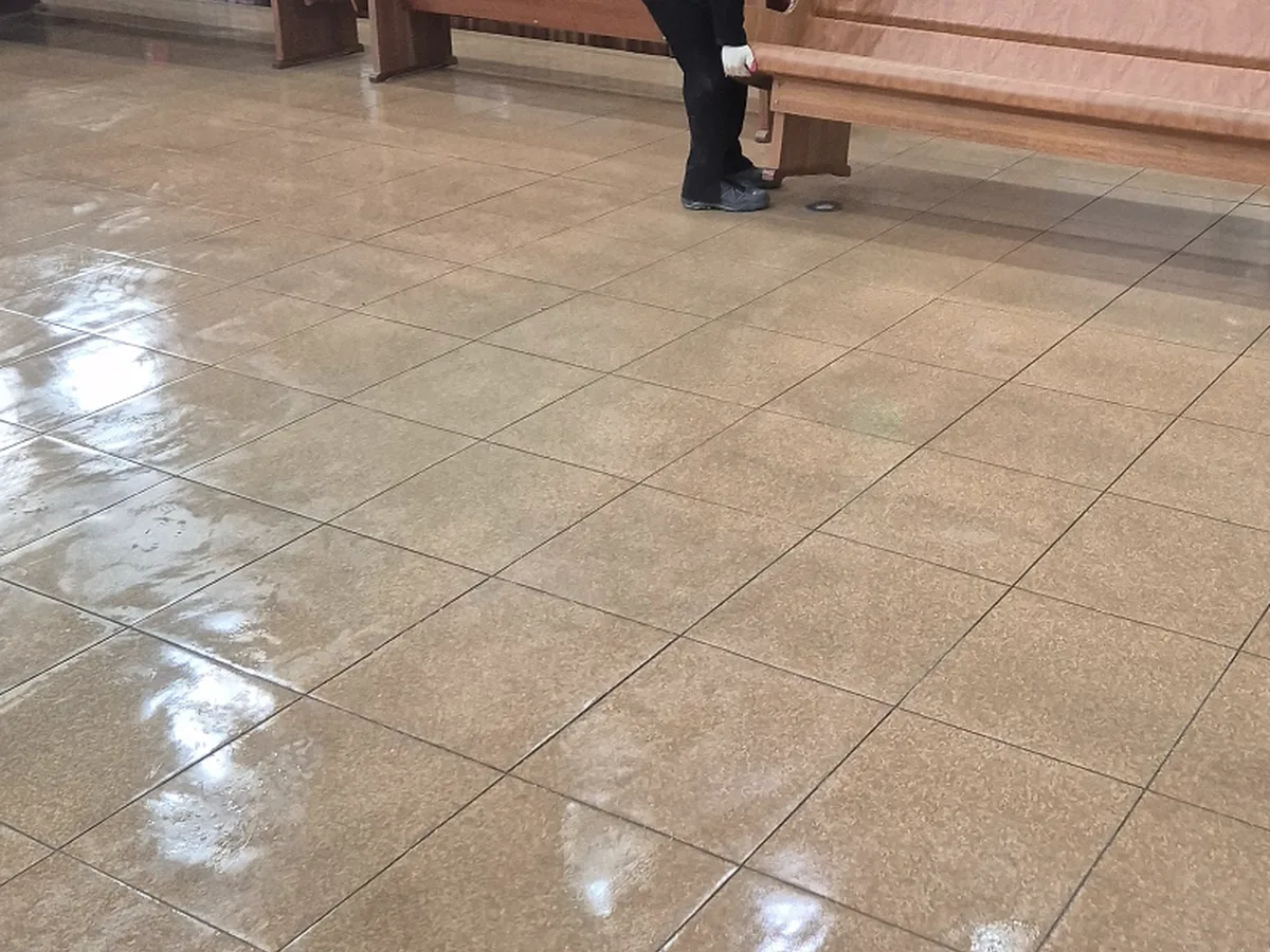 춘천시 북산면 예배당 방송실 장비 주변 정밀 위생청소 사례 - 행진크린